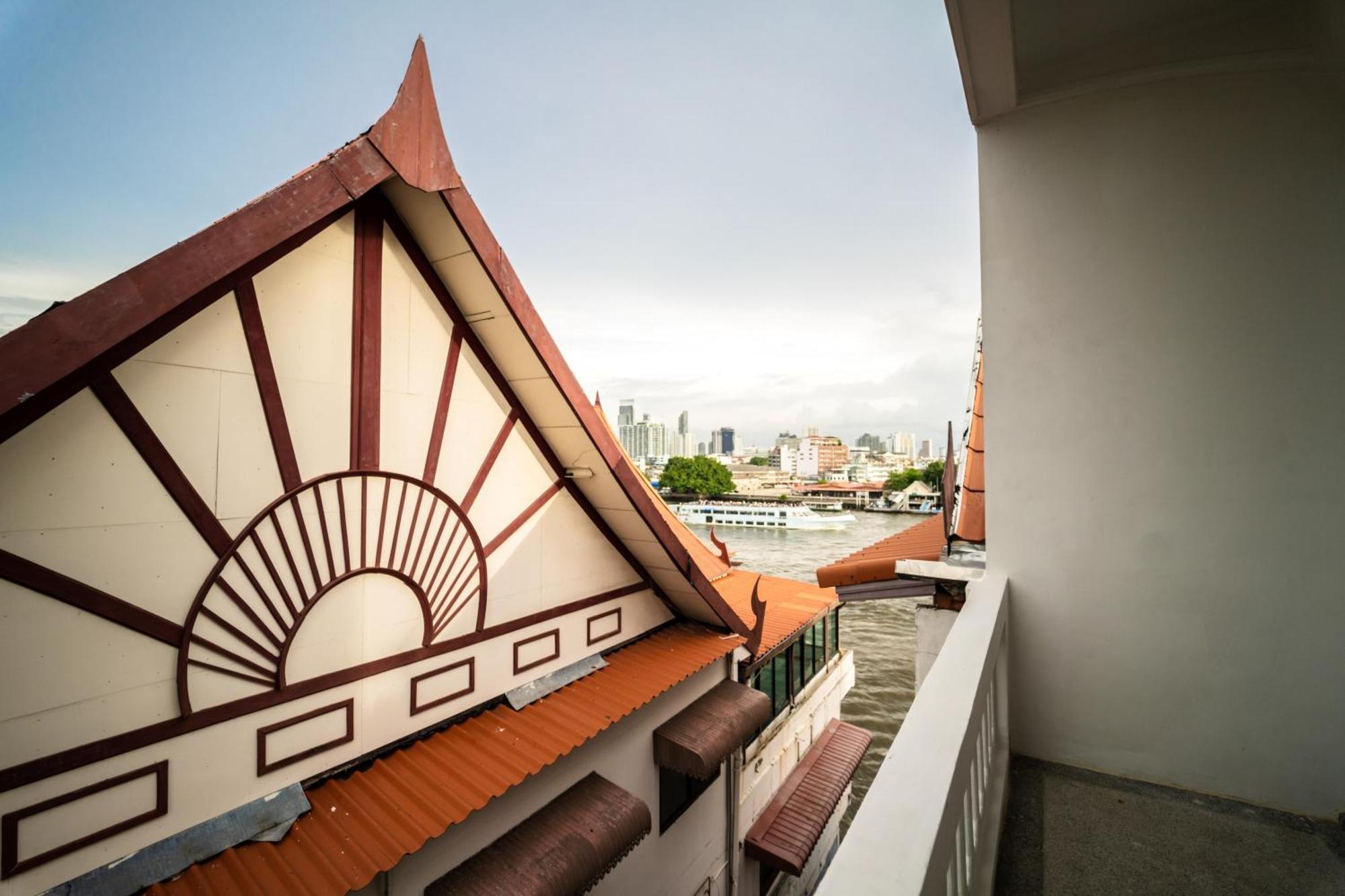 Pier 808 Hostel Bangkok Bagian luar foto